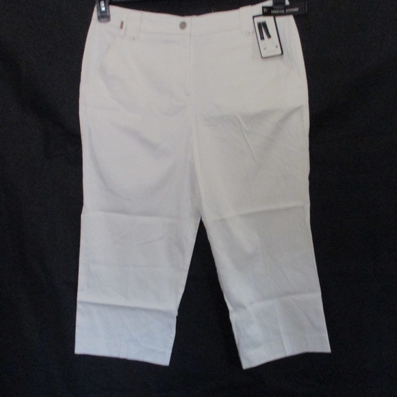 LIFESTYLE ATTITUDE white Crop pants - sz 10 - $50. - Picture 1 of 3